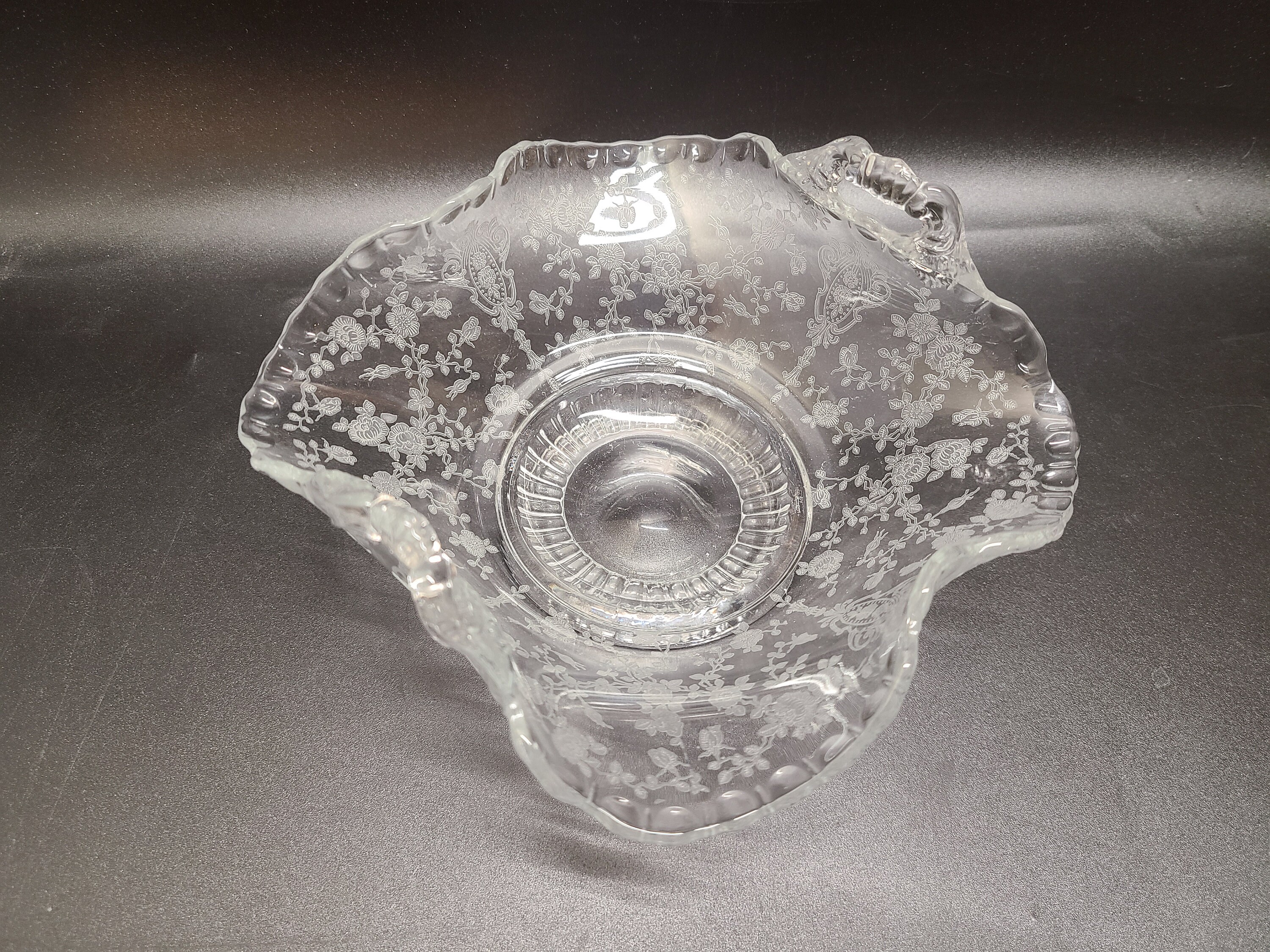 ケンブリッジ ローズ ポイント フリル ハンドル キャンディ/ボンボン皿