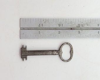 Antique 2 bit cabinet door drawer furniture padlock Key Long barrel skeleton key