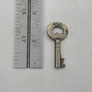 Antique eagle barrel Trunk/steamer lock Key B119