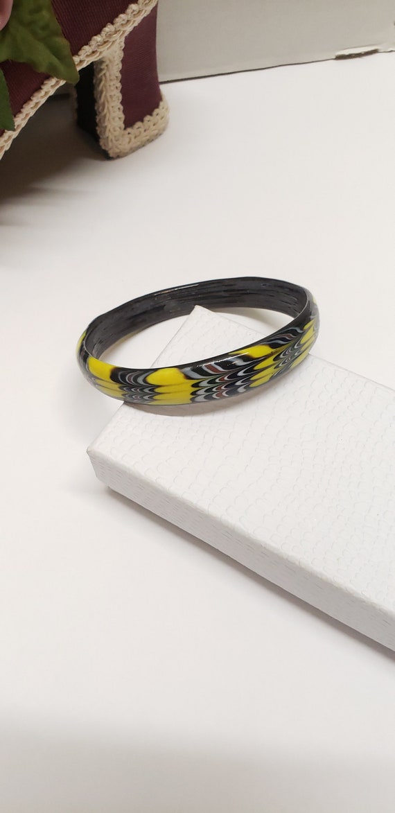 Yellow & Black Murano Glass Bangle Bracelet - image 6