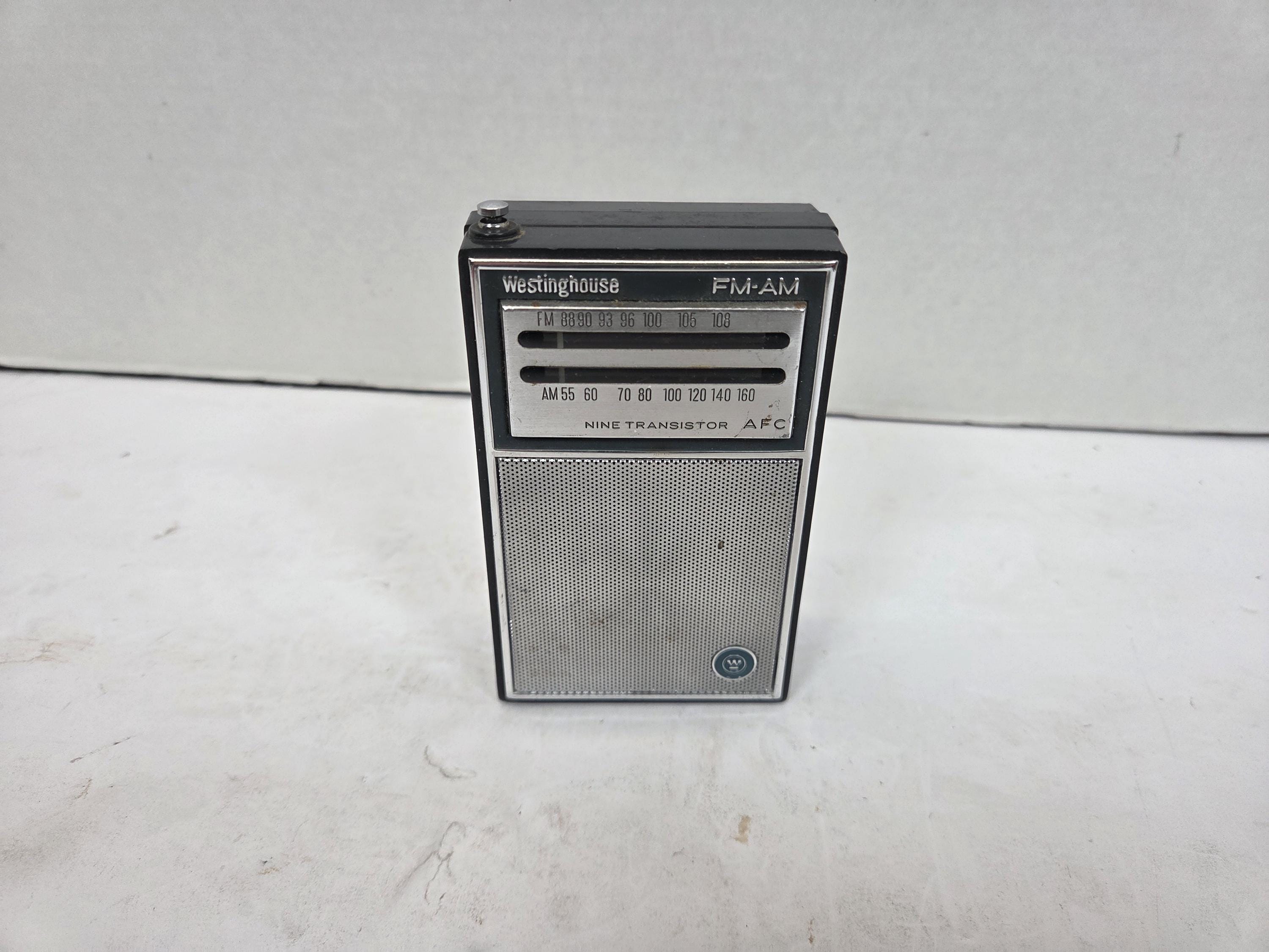 Westinghouse Antique Radio - Etsy Canada