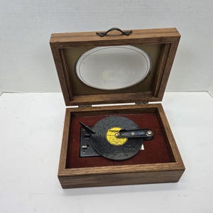 Vintage Thorens Solid Oak AD-30 4 1/2&quot; disc music box player w/ Blue danube