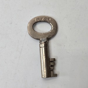 Antique eagle barrel Trunk/steamer lock Key 12K series 12K58