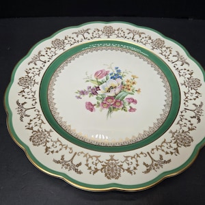 Royal Bayreuth Bavaria 11&quot; Dinner plate Gold gilt green trim hand painted raised flowers