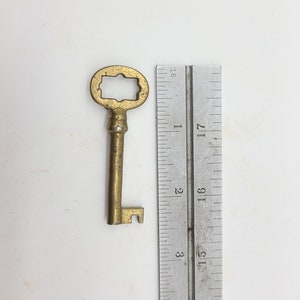 Antique fancy top SOlid brass furniture Key for cabinet door/drawers or padlocks.