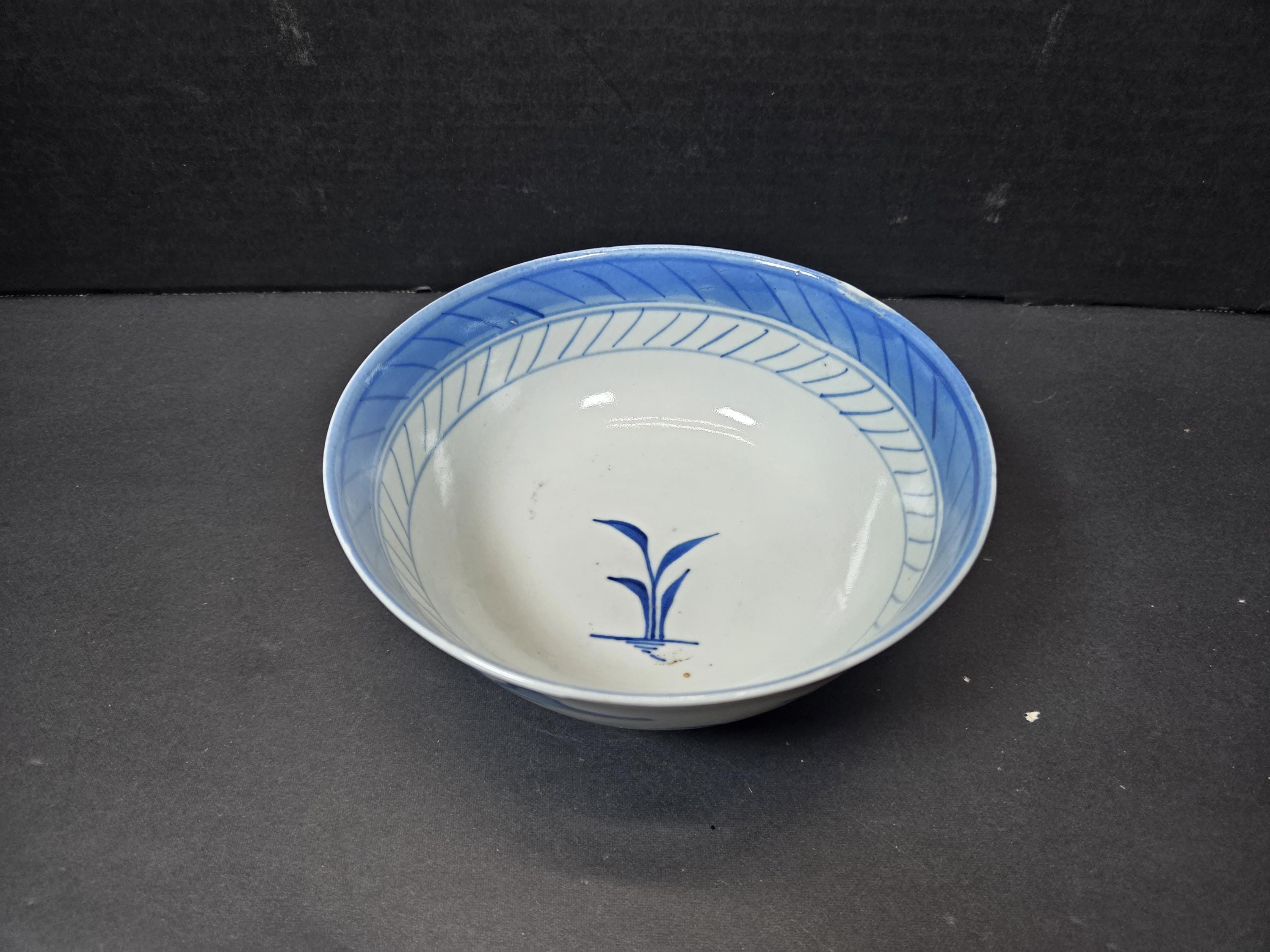 Antique Blue and White Chinese Bowl - Etsy