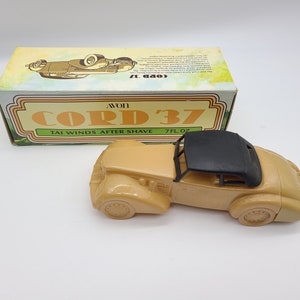 Vintage Avon bottle Cord 37 Tai winds after shave Car bottle full