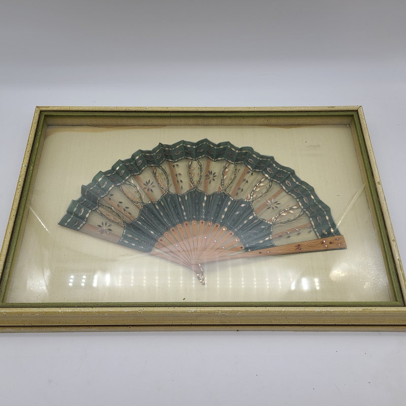 Fan Shaped Box - Etsy