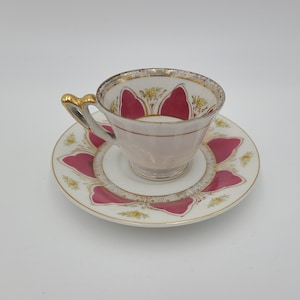 UCAGCO Gold and red Demitasse tea cup and saucer