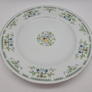 Cotillion Juliet International china green flower Large Dinner plate/charger 12&quot;