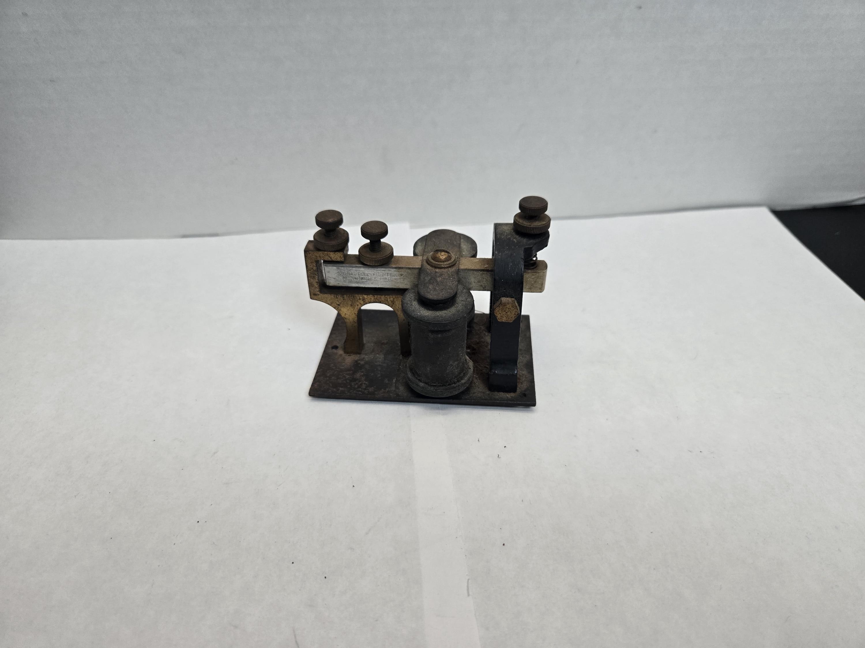 Photo libre de droit de Vintage Morse Telegraph banque d'images et plus