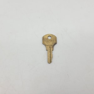 Corbin CAT60 Trunk/steamer padlock Key