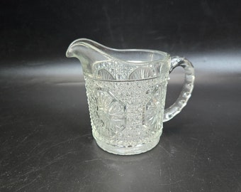 Antiek EAPG-kristalglas Creamer-sterpatroon 4 1/2"