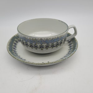 Antique Royal Copenhagen Denmark Large Tea cup and saucer Beehive mark purple flowers
