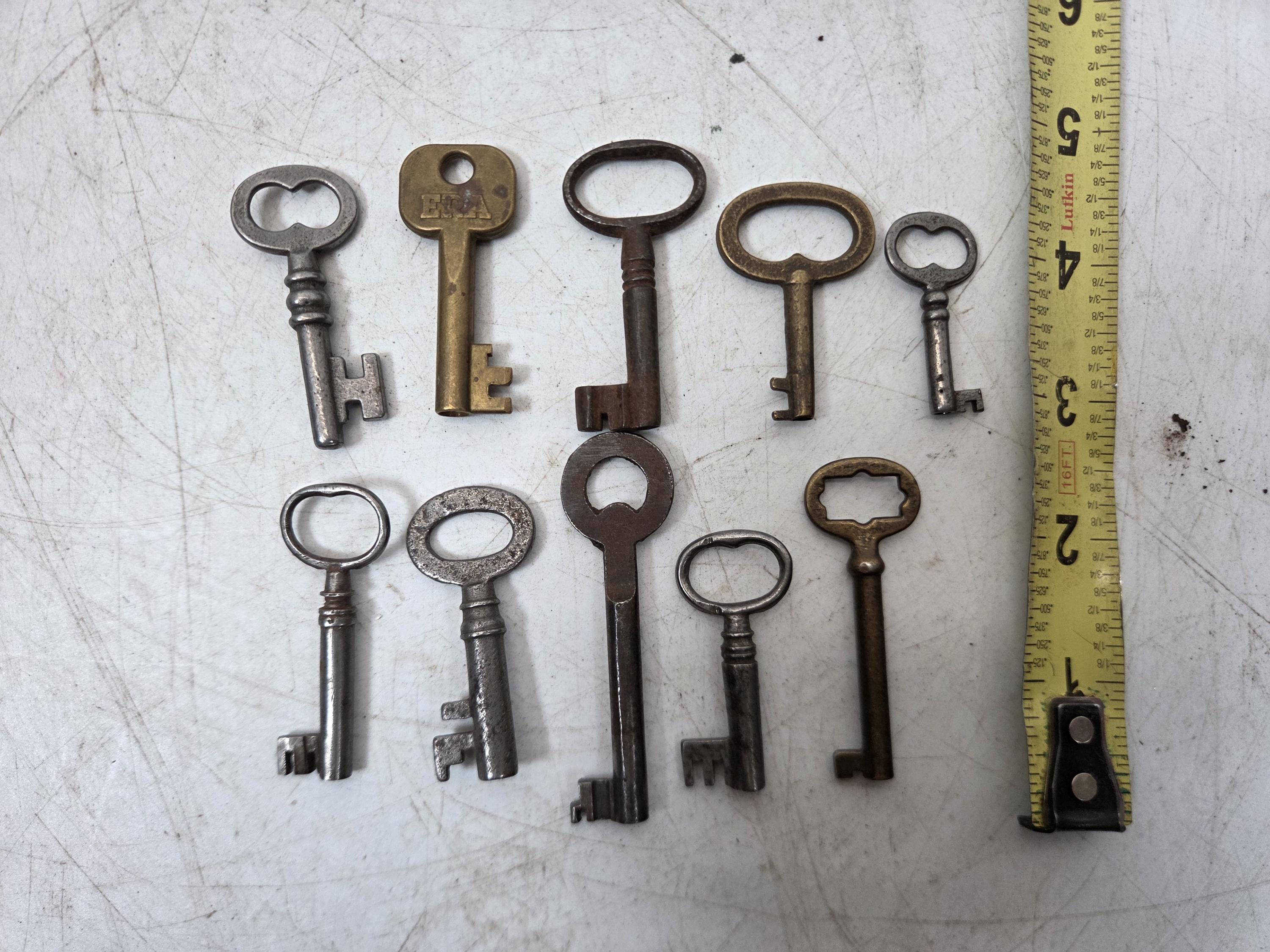 Old unusual keys - Etsy 日本