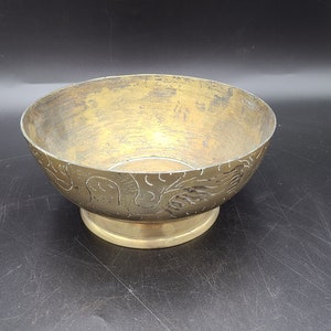 Antique chinese Dragon carved solid brass Heavy bowl 7 3/4 x 3 1/2&quot;