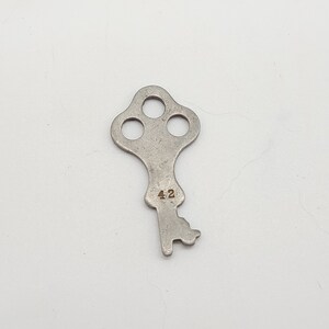 H&A Innovation Trunk Steamer lock Key # 42
