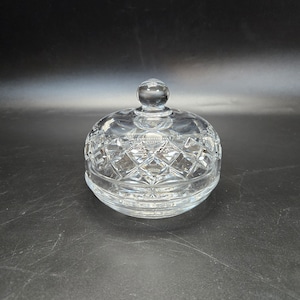 Vintage crystal cheese or butter dish 4 1/2 inch w/ cover