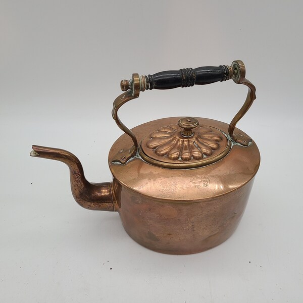 Very nice Antique Copper Tea kettle Teapot dovetail bottom