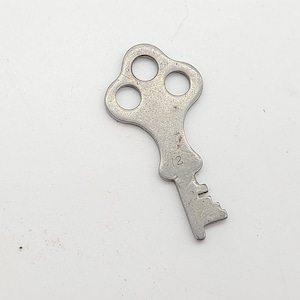 H&A Innovation Trunk Steamer lock Key # 72