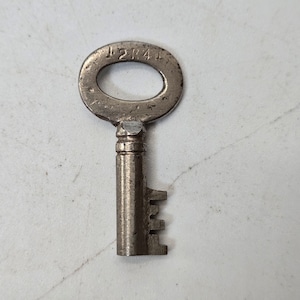Antique eagle barrel Trunk/steamer lock Key 12K series 12K41