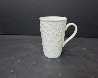 Mikasa English Landschaft DP900 White Cappuccino Tassen. NEUWERTIG