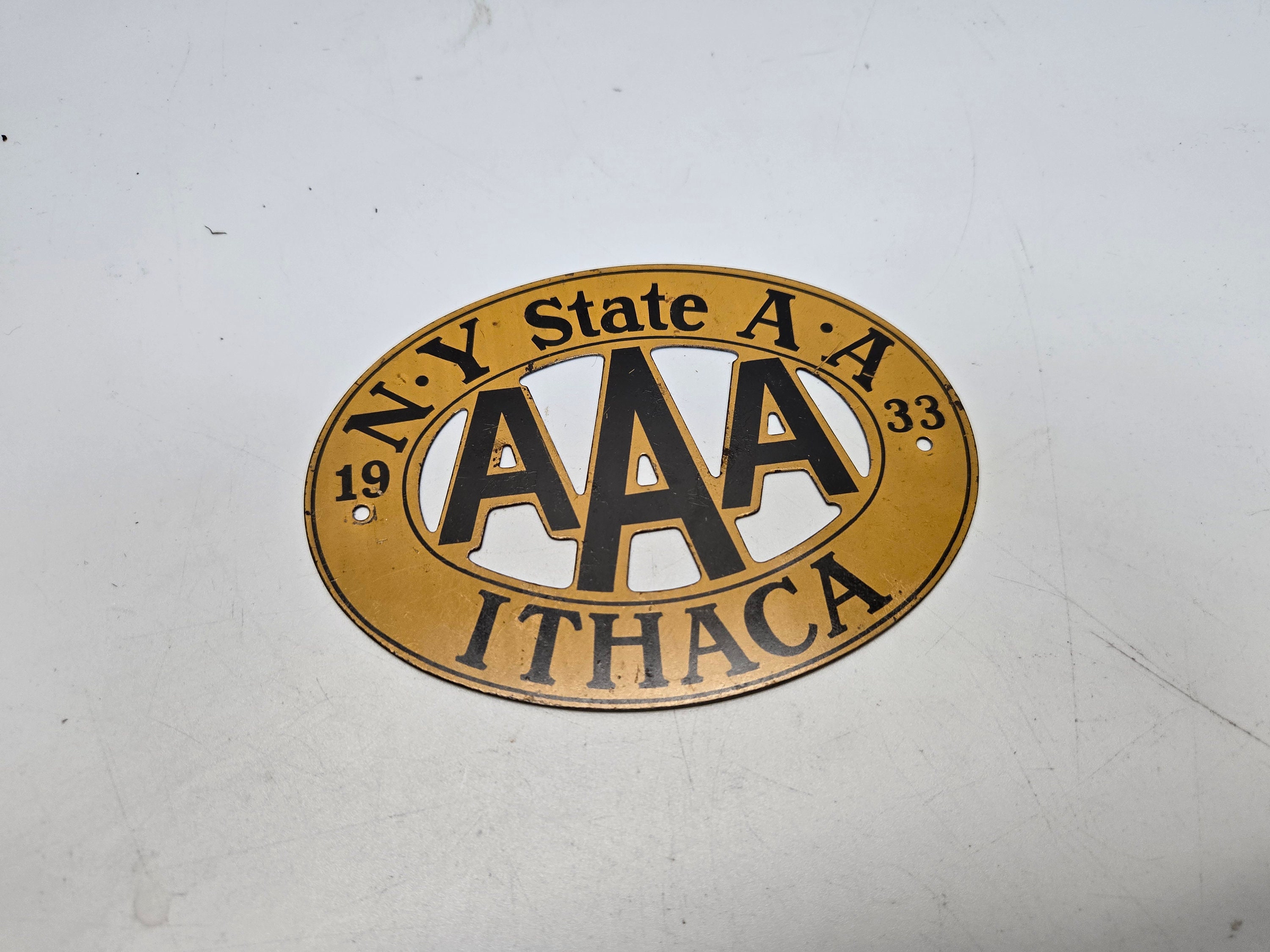 AAA - AAAバッチ Antique AAA Triple A 1933 NY State Ithaca New York Original Metal