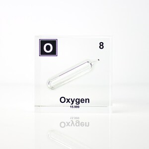 Oxygen Element Cube PERIODIC TABLE Display for Teachers Gift Ampoule Display Encased in Acrylic gift Desk decoration Educational instrument