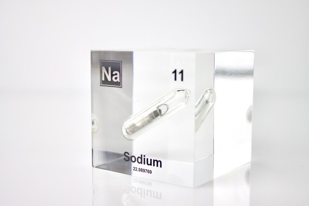 Sodium Element Cube Encased in Lucite Acrylic Authentic PERIODIC