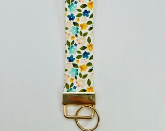 Spring flowers keychain. Vegan leather, lightweight, handmade.