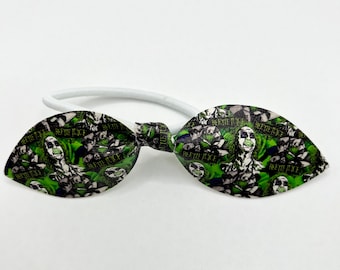 Beetlejuice ponytail bow, vegan leather, lightweight