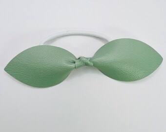 Green hair tie bow, Saint Patrick’s day, vegan leather, lightweight, handmade