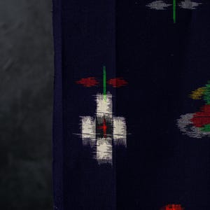 Retazo de tela de kimono de lana japonesa vintage / Resto textil de la era Showa / Material para costura, patchwork y reciclaje creativo 66,9"