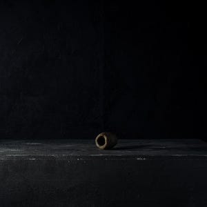 Antiker japanischer Netzteller, Edo-Periode / Wabi-Sabi 4,5 cm/EJA35/100