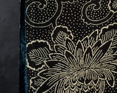 Antique Japanese Dark Indigo Katazome Cotton Textile / Chrysanthemum Arabesque Stencil Dyed Fabric / Taisho Era 73.2"