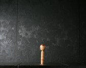 Japanese Wooden Doll Vintage Ornament KOKESHI Antique Sculpture Figurine 1945-/H 7.1"/EIK37/105