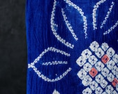 Vintage Japanese Arimatsu Shibori Cotton Textile / Indigo Hydrangea Floral Tie-Dyed Fabric with Red Accents / Showa Era 77.2"