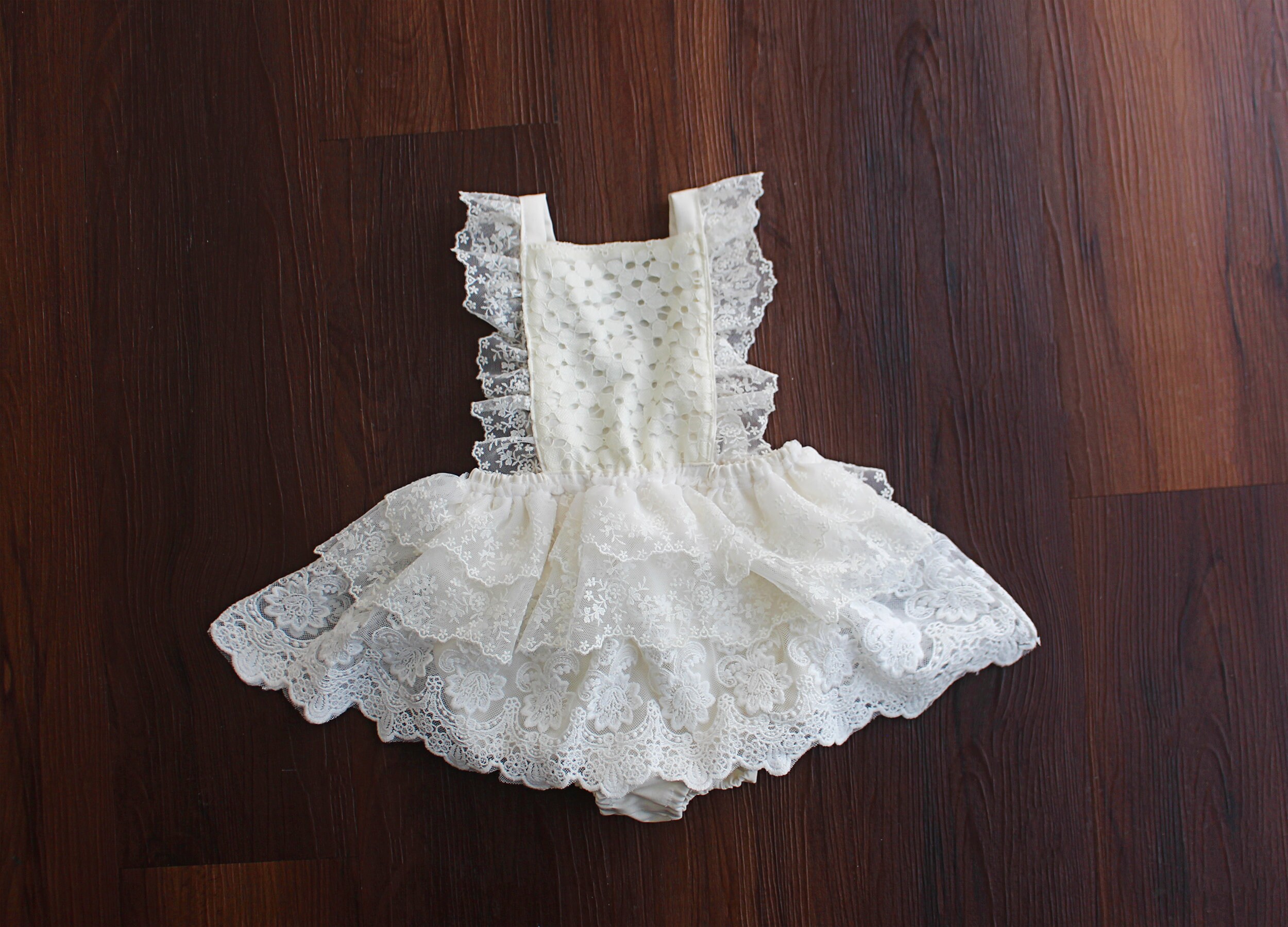 lace baby outfit