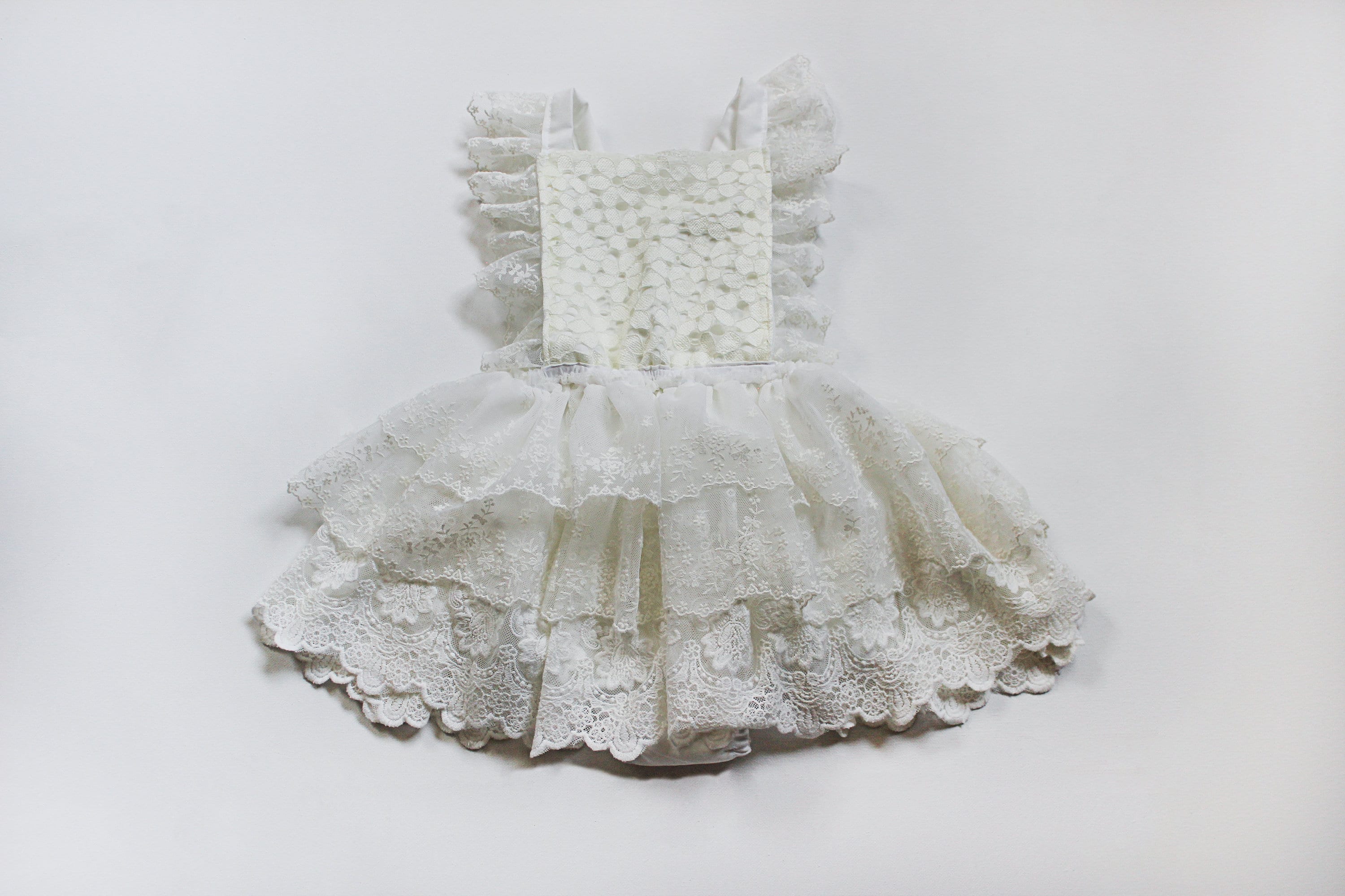 Bohemian puff sleeve embroidered white flower girl dress main image 1