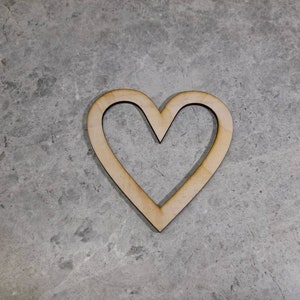 Corazón de madera cortado con láser Corazón hueco (10 mm de ancho) Corazones artesanales Tamaño de 8 cm a 20 cm Madera contrachapada de 3 mm (1/8")