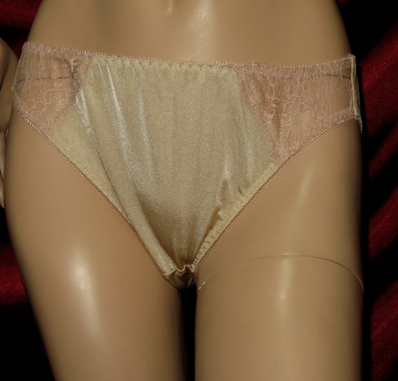 Nylon panties size 8 (USA)  16 (AU) NOS - image 9