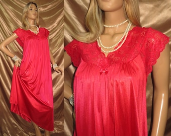 nightgown size  42 (USA)  20 (AU)
