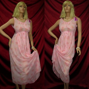 Nylon Negligee 36/USA 14/AU NOS
