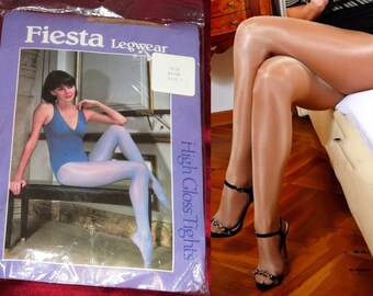 1 pair of gloss tights large size