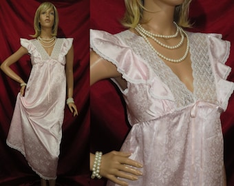 Negligee size 34 (USA)  12 (AU)