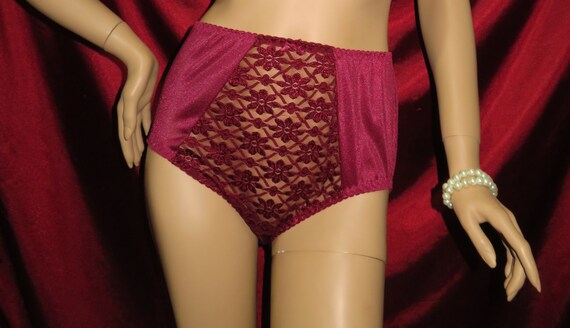 2 Pair Nylon Panties 7 USA 14 AU NOS Gem 2-pair-nylon-panties-7-usa-14-au-nos-gem