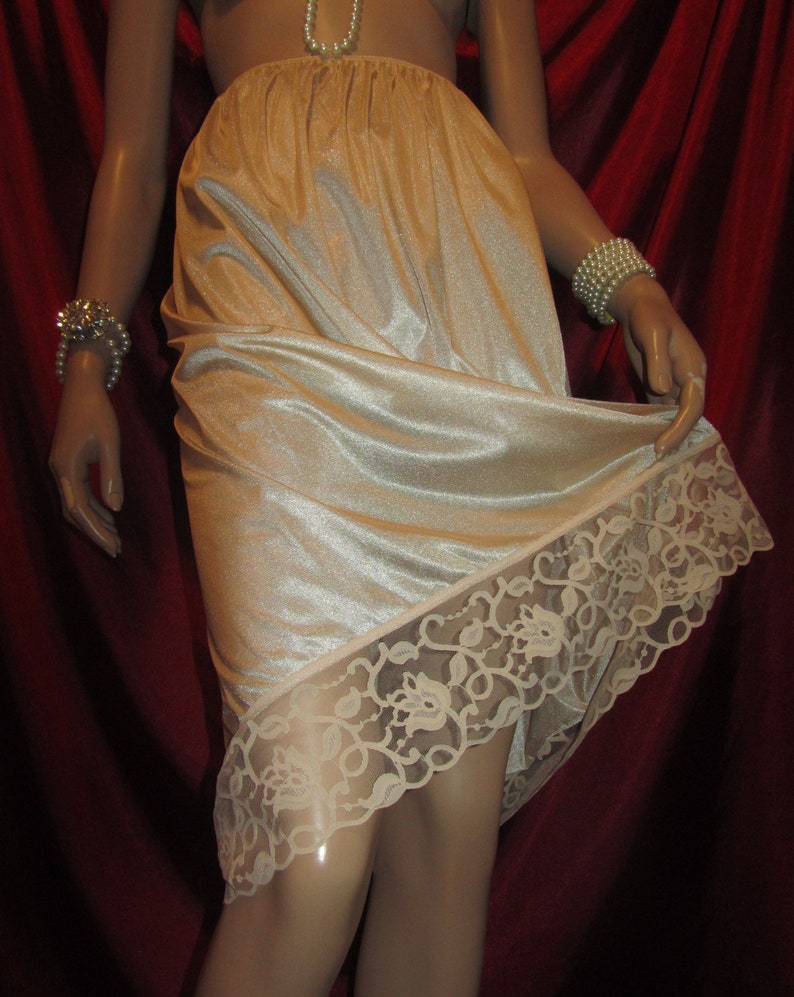 Nylon half slip 6USA 12AU