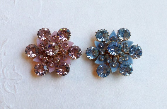 Twin Pins!  Vintage Matching Pastel Pink & Blue H… - image 1