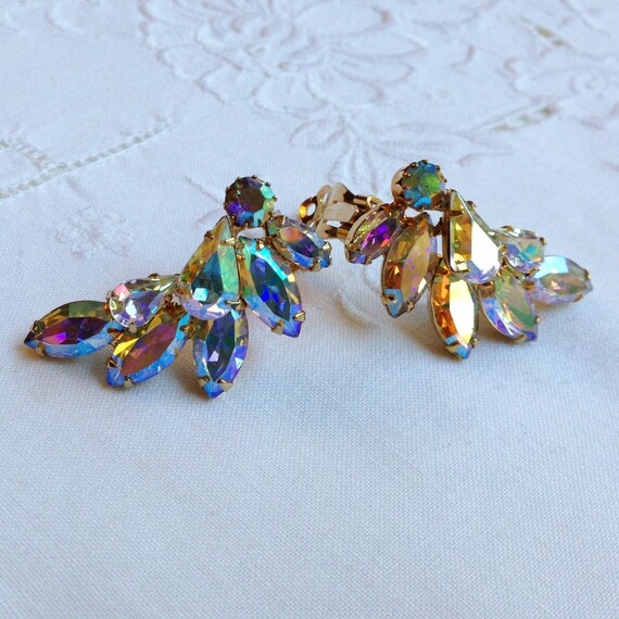 GORGEOUS Yellow Aurora Borealis Iridescent Tiered… - image 4