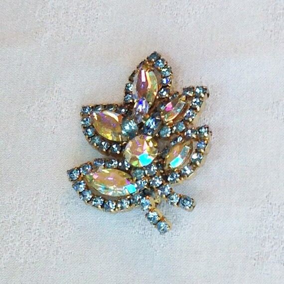 Gorgeous Vintage Multicolor Rhinestone Leaf Spray… - image 3